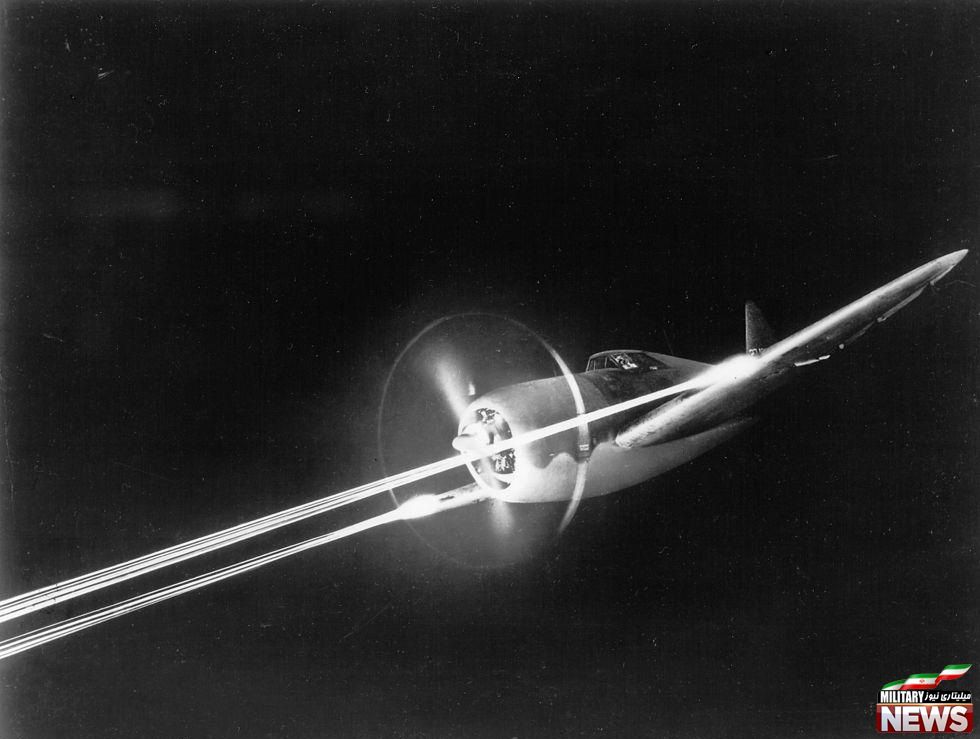 P-47_does_night_gunnery