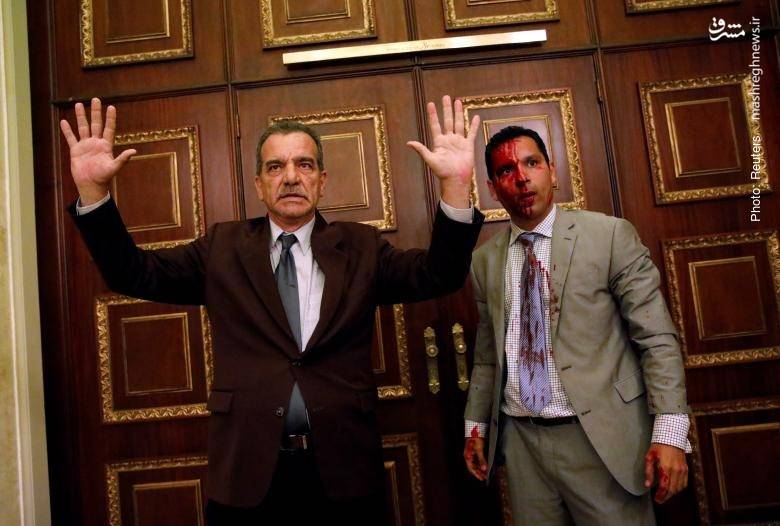 زخمی‌شدن اعضای پارلمان ونزوئلا پس از ورود عده‌ای از شهروندان معترض به داخل ساختمان مجلس