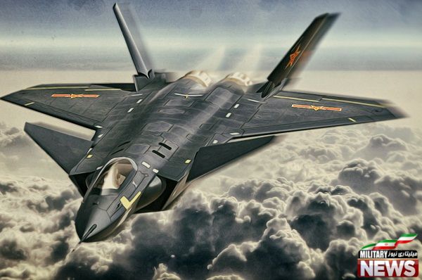 جی 20 جنگنده ای رادار گریز و چند منظوره است که اغلب آن را تلاش چینی ها برای رقابت با جنگنده های رادارگریز آمریکا و روسیه نظیر اف 22 و سوخو پک فا می دانند. اولین عکس های این جنگنده در سال 2010 منتشر شد و با دیدن عکس های آن اکثر کارشناسان بر این نظر بودند که جنگنده از لحاظ وظیفه یک جنگنده با برد بلند و تاکتیکی با در نظر گرفتن برتری هوایی است. البته یه سری از کارشناسان اون رو به عنوان یک جنگنده نسل چنجمی نمی دونند و اون رو نسخه ای پیشرفته از یک جنگنده نسل چهارمی می دونند، با این وجود چینی ها اون رو یک جنگنده نسل پنجمی به حساب میارن. اطلاعات رسمی کمی از این جنگنده در دسترس هست و دولت چین معمولا این چیز هارو خیلی محرمانه نگه می داره. تا سال 2015 مجموعا 5 نمونه ی اولیه از این جنگنده ساخته شده. جالبه که نوع موتور های اون هنوز مشخص نیست برخی منابع اعلام کردند که قراره موتور های اون روسی و از نوع AL-31 باشند و البته برخی دیگه اعلام کردند که قراره موتور هایی از نوع WS-15 باشند هر چند که هنوز آماده نیستند. برخی منابع اعلام کردند که ممکنه چین تا 10 سال از ساخت موتور برای جنگنده های رادارگریز خودش فاصله داشته باشه. جی 20 تنها پروژه جنگنده نسل پنجمی در چین نیست و جنگنده ای دیگر به نام Shenyang J-31 وجود داره که از لحاظ ابعاد بسیار به اف 35 شبیه و نزدیک هست. به هر حال این نشون دهنده ی تصمیم جدی چینی ها برای ساخت چنین جنگنده هایی هست. این جنگنده با طول حدودا 23 متری و ارتفاع 6 متری بیشینه وزنی بین 34 تا 36 تن هنگام بلند شدن داره. با توجه به این که اطلاعات رسمی خیلی کمی منتشر شده تخمین زده شده که حداثر سرعت این جنگنده 2700 کیلومتر در ساعت و برد اون هم 4500 کیلومتر باشه. وزن این جنگنده هنوز مشخص نیست.