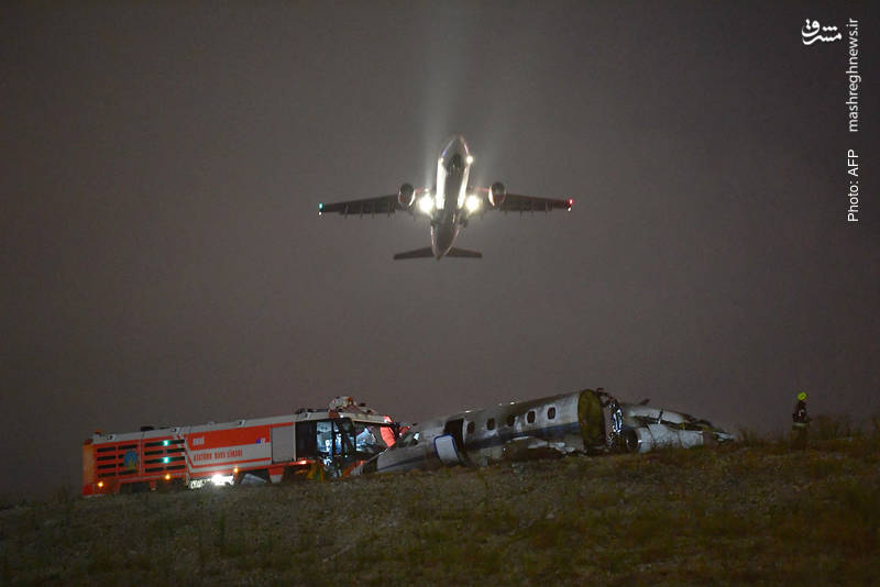 سقوط یک هواپیمای شخصی در فرودگاه آتاتورک استانبول (مهم‌ترین فرودگاه ترکیه) که منجر به تعطیلی موقت آن شد
