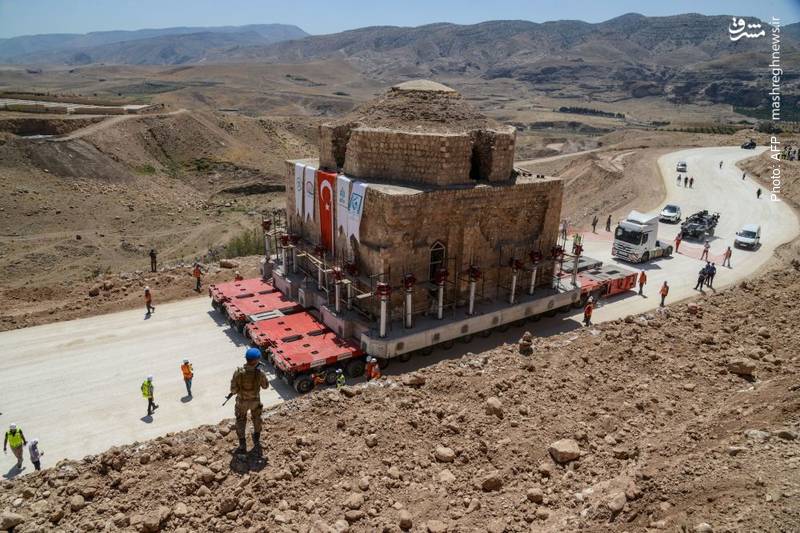 انتقال محتاطانه یک حمام باستانی در ترکیه پیش از آنکه بر اثر ساخت سد به زیر آب برود.