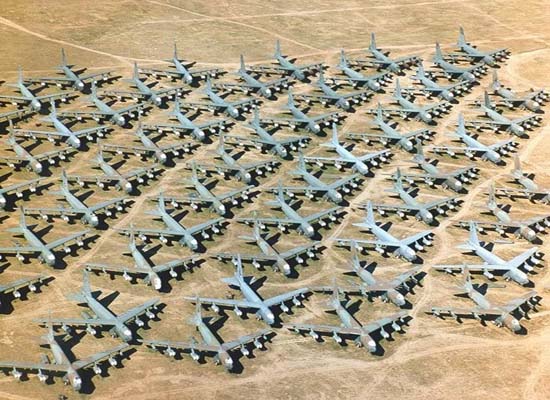5179479708 - تصاویر جالب منتشر شده از یک گورستان هواپیماهای نظامی