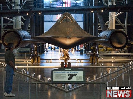 sr 71 black bird in museum (2) - بازنشسته شدن سریع ترین هواپیمای دنیا که از موشک نیز جلو می زد