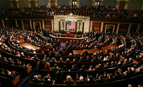 2000570 - تصویب طرح ضد برنامه موشکی ایران در مجلس آمریکا