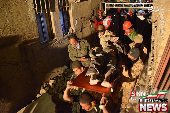 ۴ تیپ نیروی زمینی ارتش در حال امدادرسانی به زلزله‌زدگان
