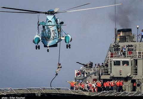 "مین‌ریزی" در دریای عمان توسط ارتش
