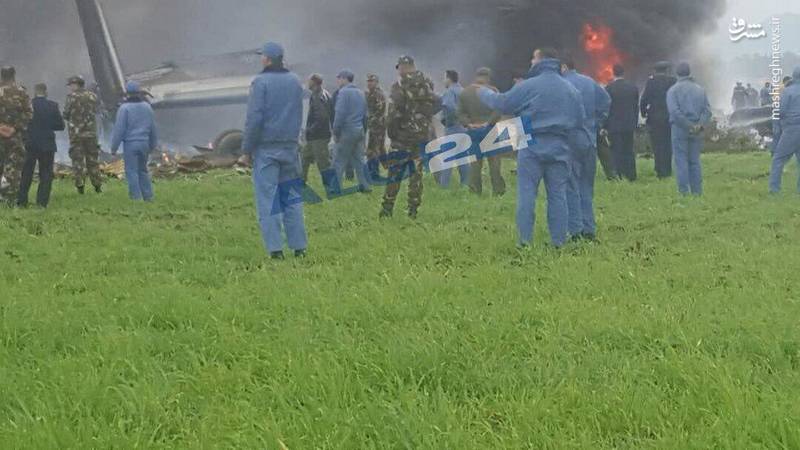 سقوط هواپیمای نظامی در الجزایر با بیش از 200 کشته+عکس