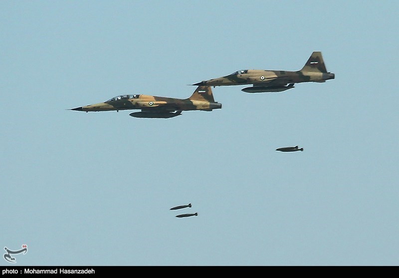 1396081014535646412382514 - بمباران اهداف توسط جنگنده F5 ارتش + عکس
