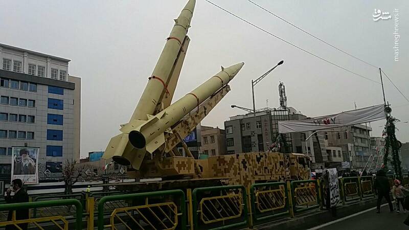 2450795 - نمایش موشک‌های بالستیک سپاه در راهپیمایی ۲۲ بهمن +عکس