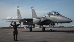 موافقت آمریکا با فروش جنگنده های اف ۱۵ به اندونزی